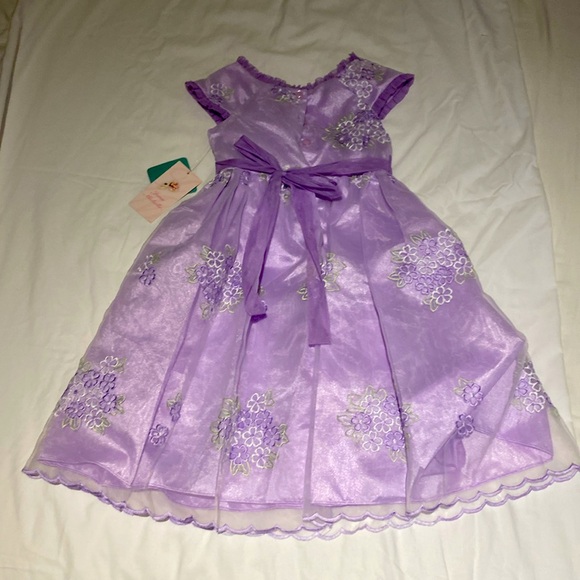 Fona Michelle Tea Length Purple Flower Dress - Picture 2 of 3